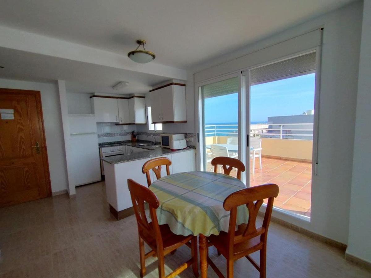 Precioso Atico Con Aire Acondicionado Y Piscina Apartment Peniscola Exterior photo